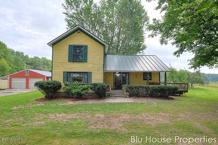 5946 Gavin Lake Ave NE photo 1