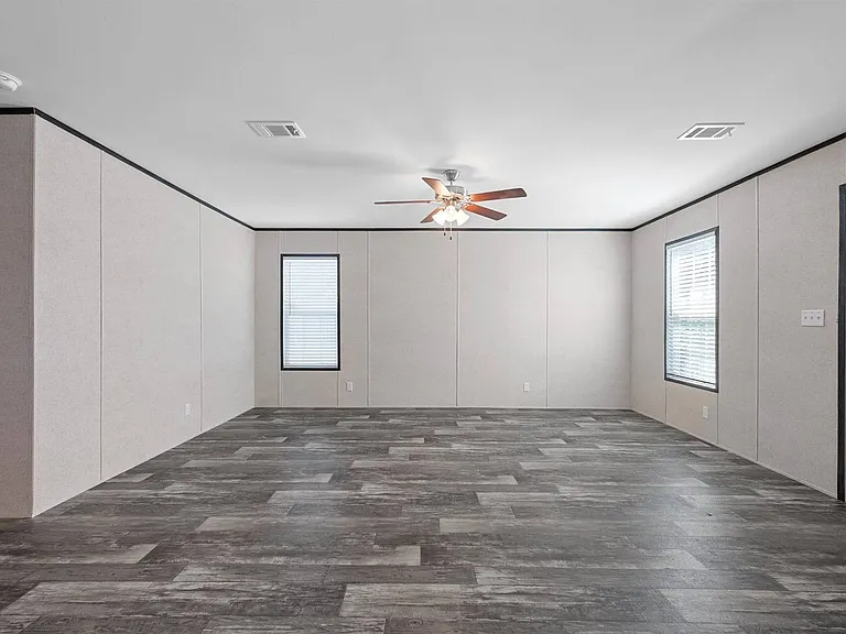 305 W Buell Dr #50A — Photo 11