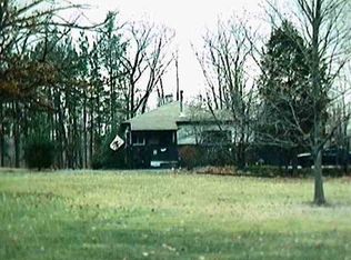 411 Hayes Rd, Rensselaer, NY 12144