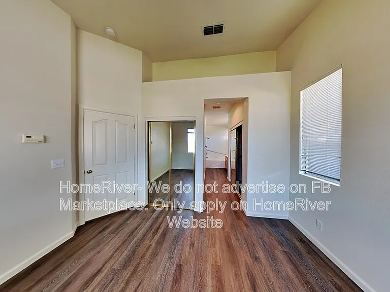 8453 Mockenhaupt Ct — Photo 5