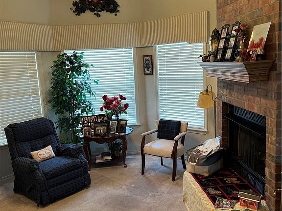 4th image of 286 Pine Meadow Dr