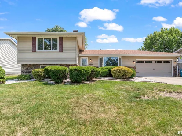 2420 Delaware Dr, Springfield, IL 62702