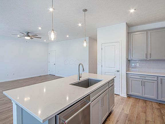 4th image of 538 Penwell Dr