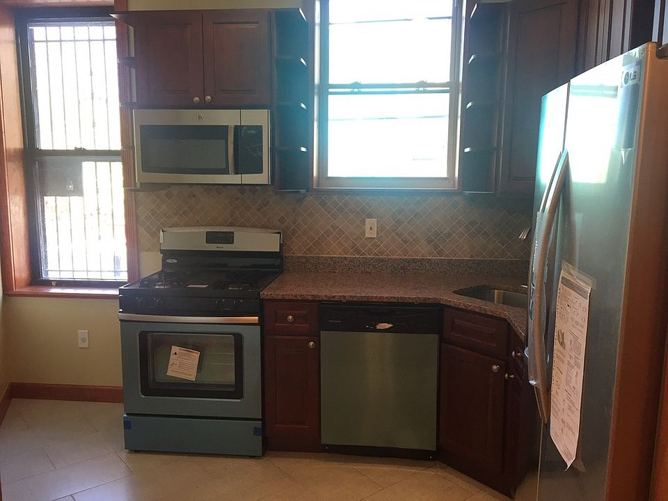 1st image of 777 Franklin Ave APT 3
