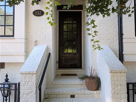 2nd image of 132 Northern Ave