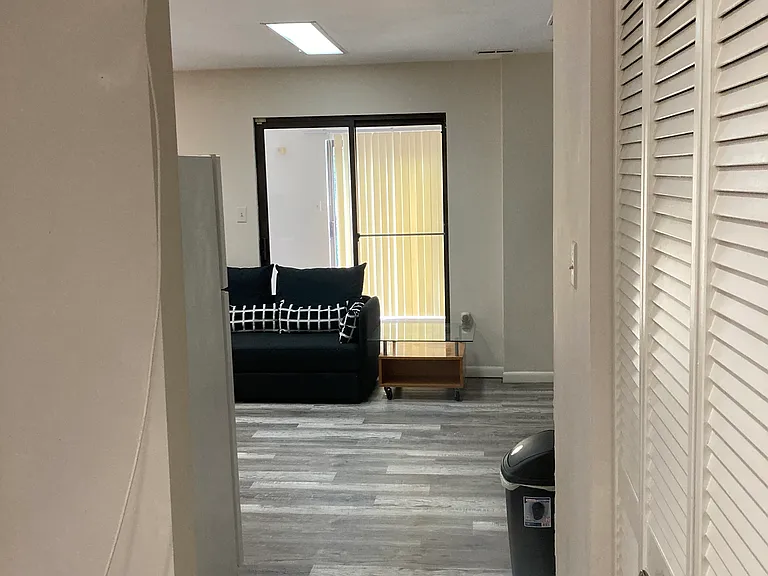 7608 Carteret Rd — Photo 12