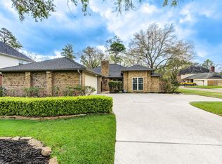 7727 Heathrow Ln, Spring, TX 77379