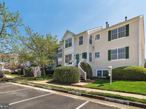 10935 Postern Ct, Manassas, VA 20109