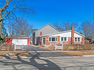 250 E Morningside Ave, Lombard, IL