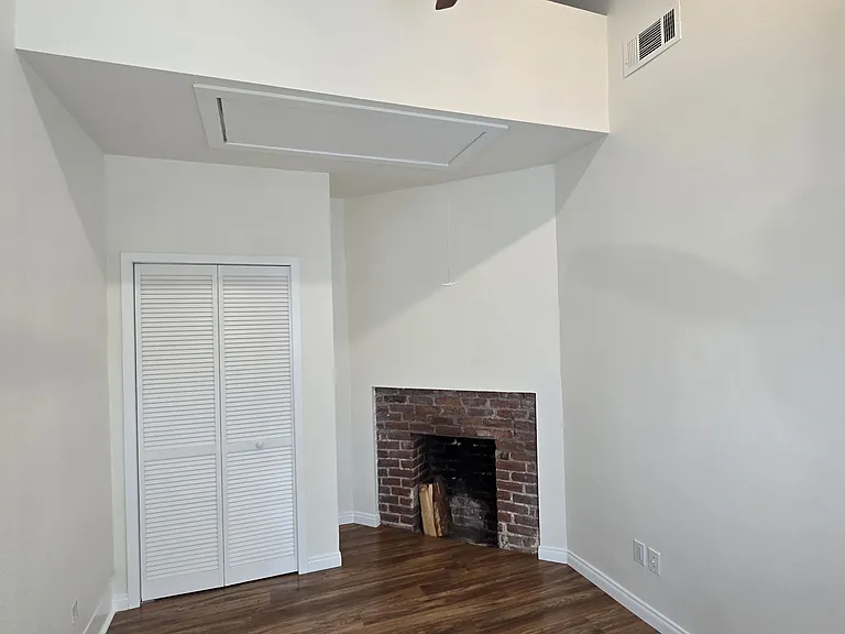 2492 B St #2B — Photo 25