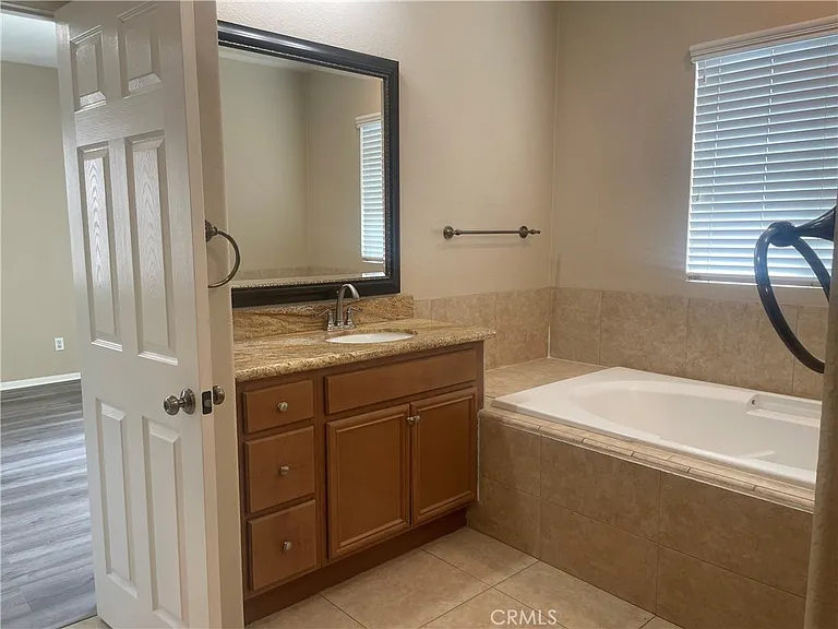 12247 Iron Stone Dr — Photo 24