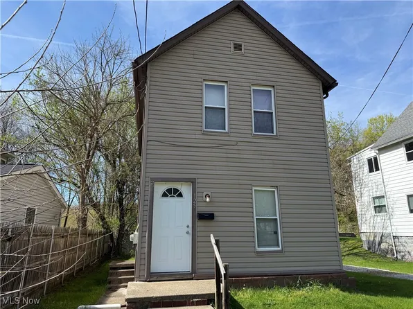 125 Mustill St, Akron, OH 44304