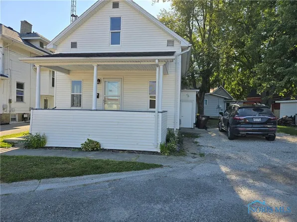 319 East St, Defiance, OH 43512