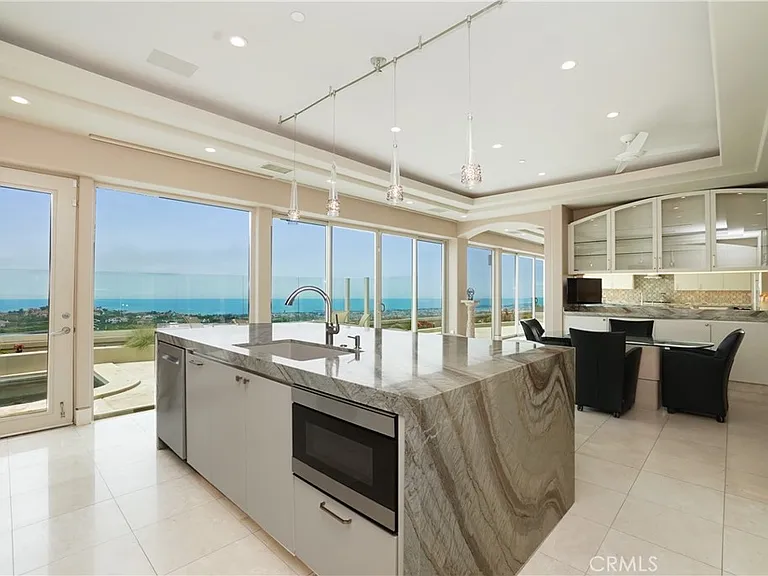 15 Goleta Point Dr — Photo 3