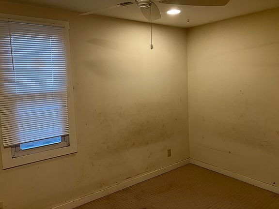 4th image of 501 N Eastwood Dr