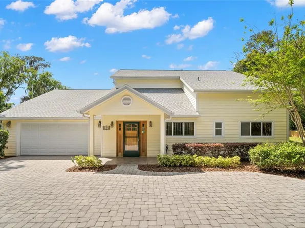 816 W Lutz Lake Fern Rd, Lutz, FL 33548