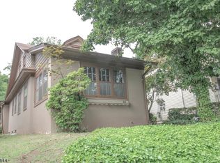 416 Hillside Ave, Orange, NJ 07050