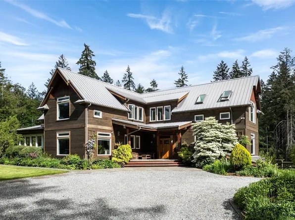 1381 Carlton Dr, Cowichan Valley, BC V8H 0B7