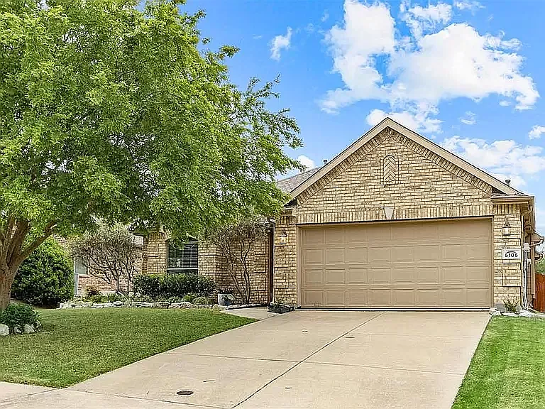 5105 Birchwood Dr — Photo 1
