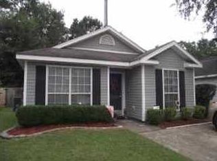 2028 Laurel Oak Ct, Mobile, AL 36695