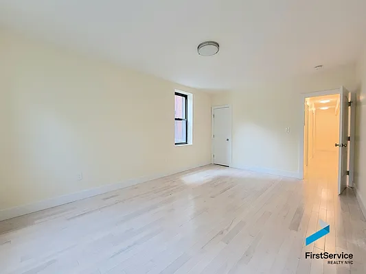 Rented by FirstService Realty (legacy) | media 8