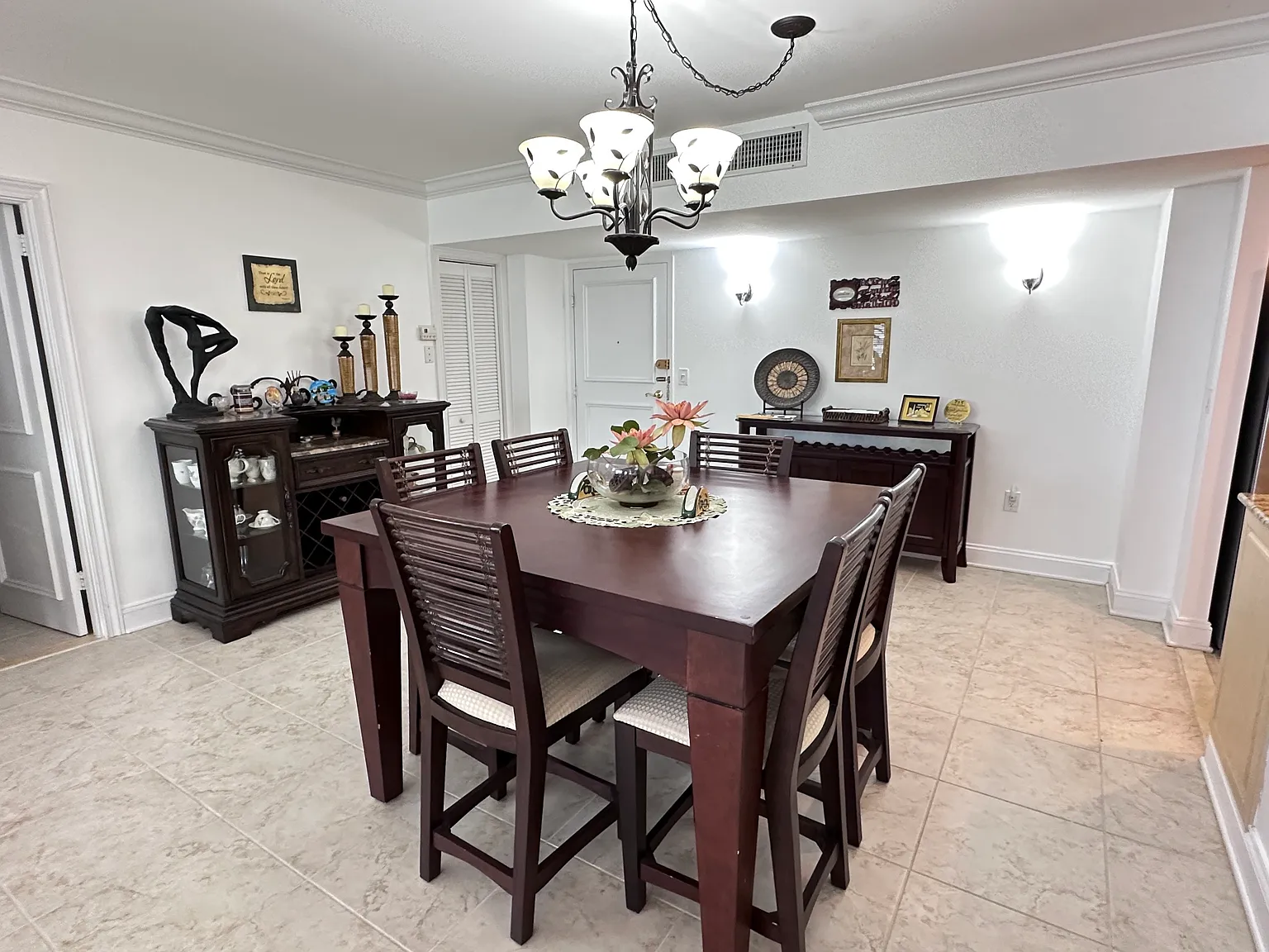2 bed, 1548 sqft, $8,250 — Photo 3