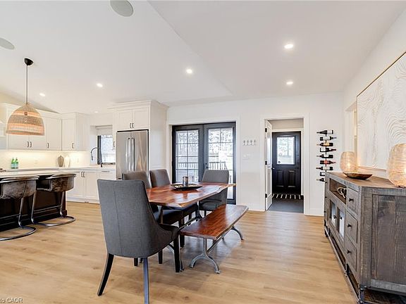 5th image of 311 Saint George Rd