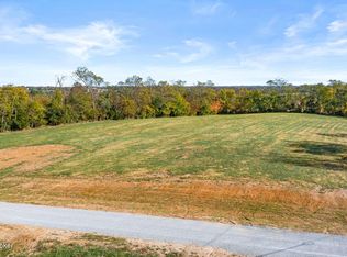 1 Colonel Cox Rd N, Coxs Creek, KY 40013