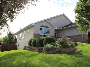 310 Amy Dr, Treynor, IA 51575