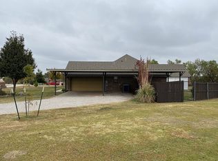927 County Street 2935, Tuttle, OK 73089