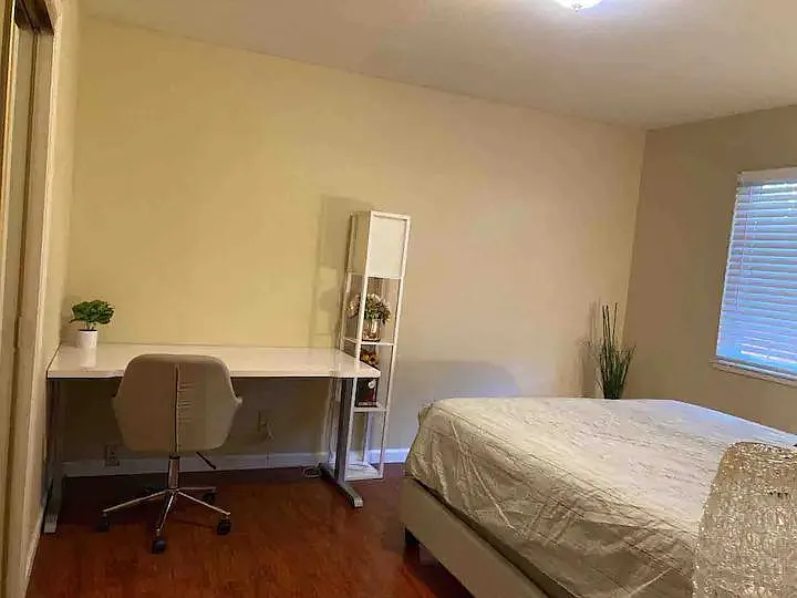 30 Sherland Ave #B — Photo 11