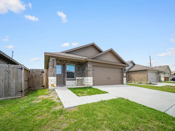 7609 Cowboy Trail Ln, Corpus Christi, TX 78414