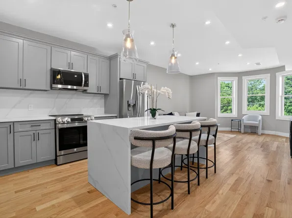 60 Stanley St #A202, Dorchester, MA 02125
