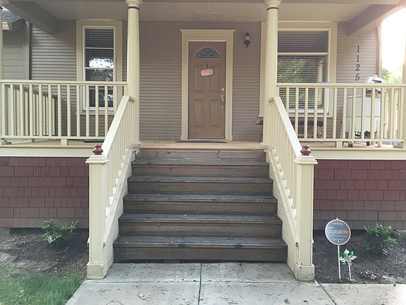 4th image of 1125 NE 67th Ave