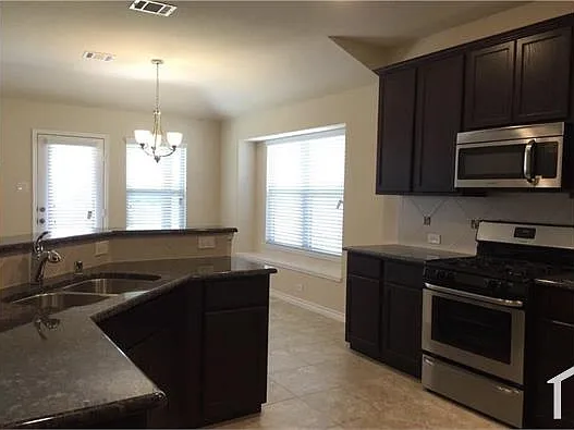 2024 Gayla Creek Dr — Photo 4