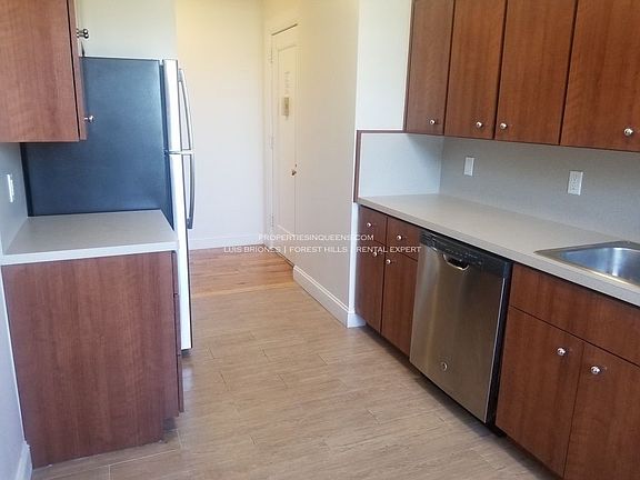 3rd image of 6850 Burns St APT C2