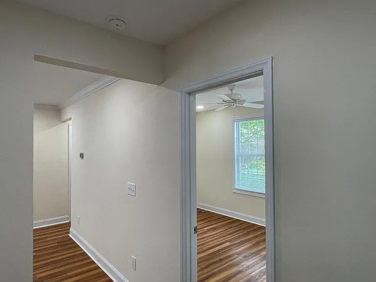 604 Avery St — Photo 33