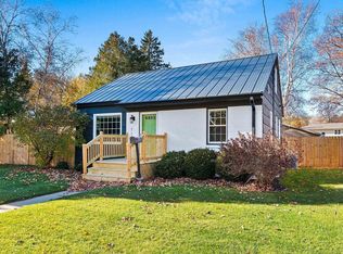 111 N Geneva Ave, Sturgeon Bay, WI 54235