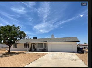 9424 Mesquite St, Apple Valley, CA 92308