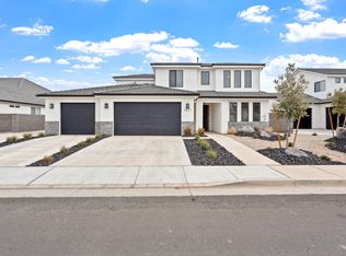 1877 S Heritage Fields Dr, Washington, UT 84780