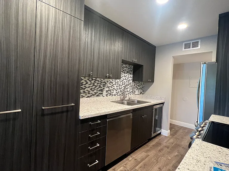 283 Tradewinds Dr #11 — Photo 18