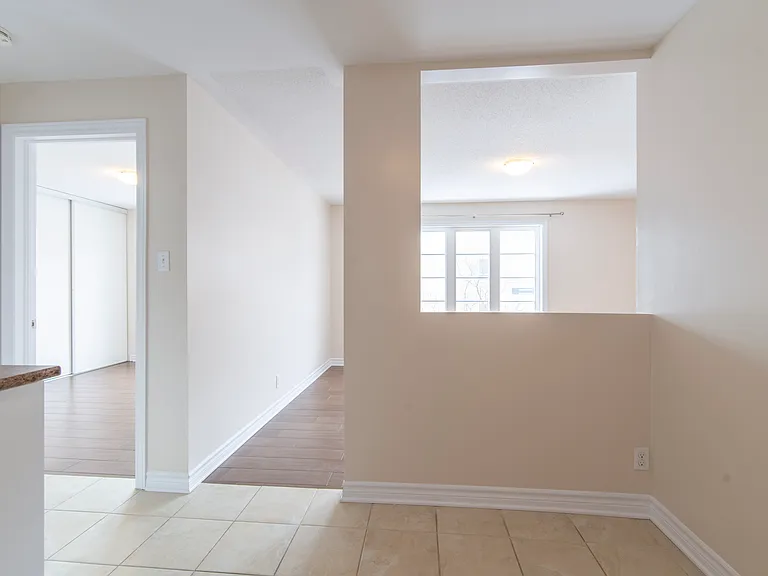 307 Lebreton St S — Photo 19