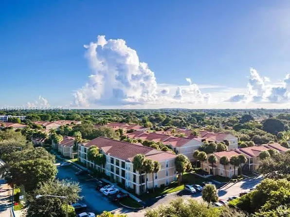 733 Riverside Dr APT 1210, Coral Springs, FL 33071