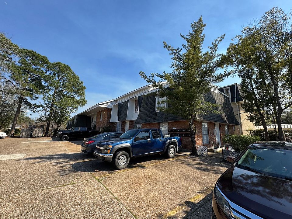 1st image of 123 Athania Pkwy APT C2