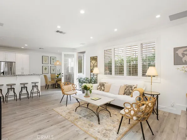 302 Canoe Pond, Costa Mesa, CA 92627
