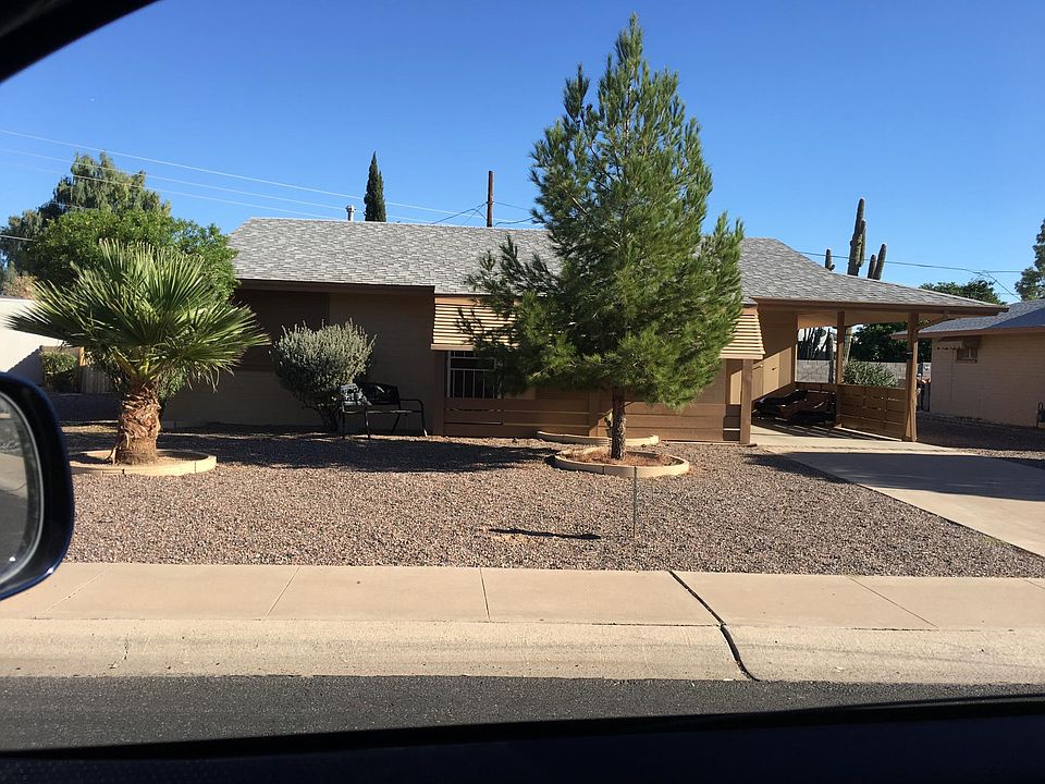 Totally remodeled 2019 home in beautiful golf club area