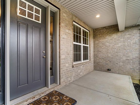 4th image of 6105 E Northlake Ct