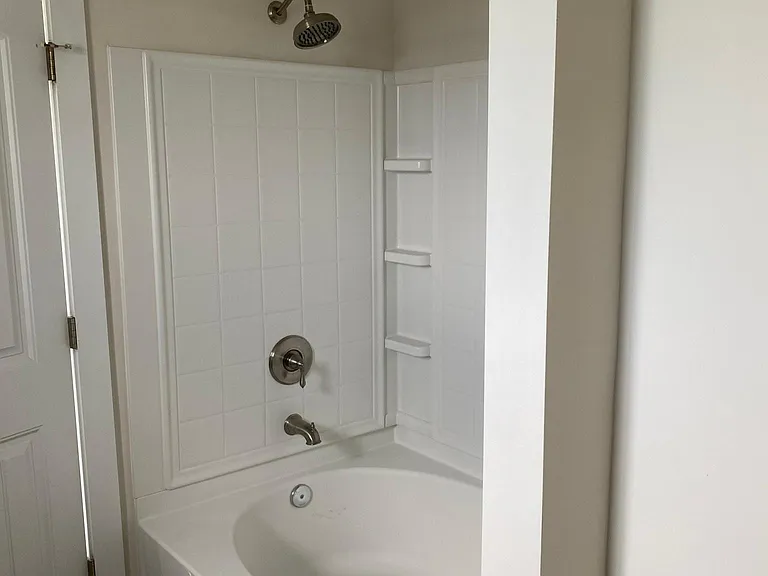 716 S Shelmore Blvd #200 — Photo 18