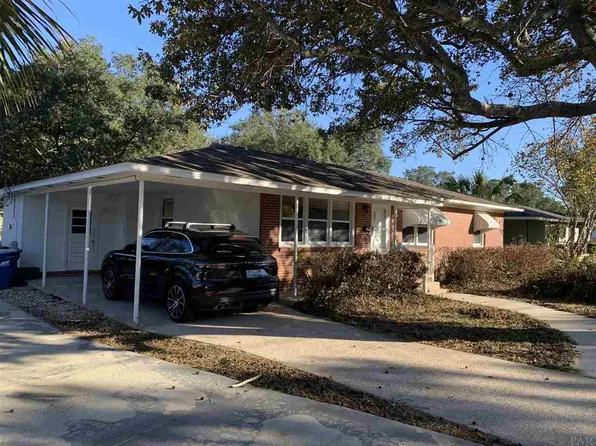 12 Gilmore Dr, Gulf Breeze, FL 32561