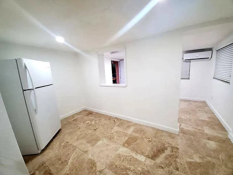 3626 SW 26th St #C — Photo 7